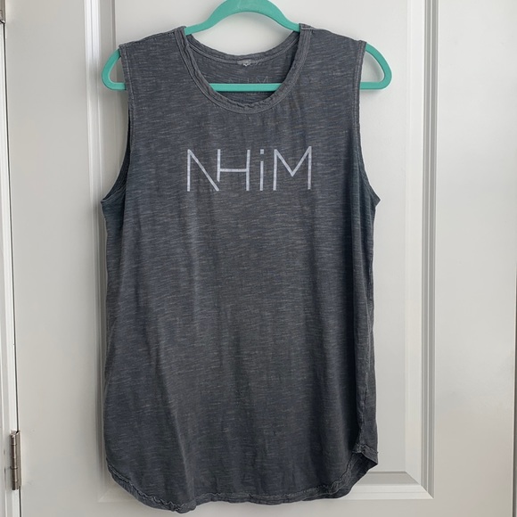 NHim Basic Graphic Tank Top - Picture 1 of 4